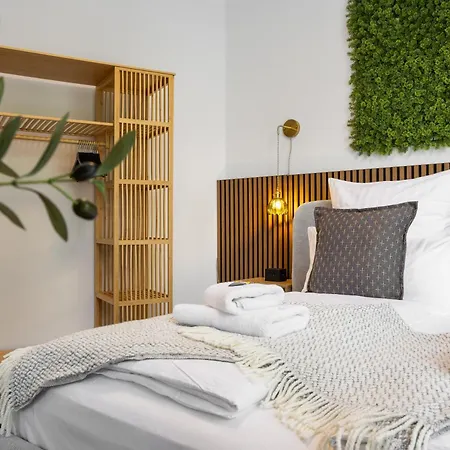 Apartman Penthouse - 10 Min To Cologne & Parking Hürth