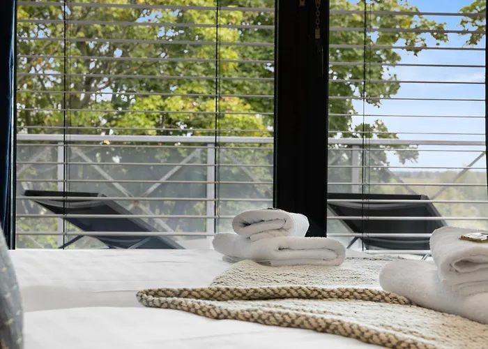 Penthouse - 10 Min To Cologne & Parking 胡尔特