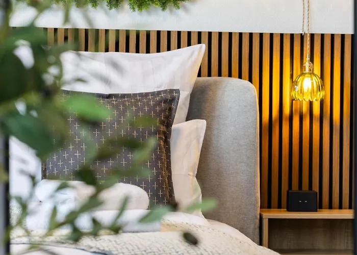 Penthouse - 10 Min To Cologne & Parking Διαμέρισμα